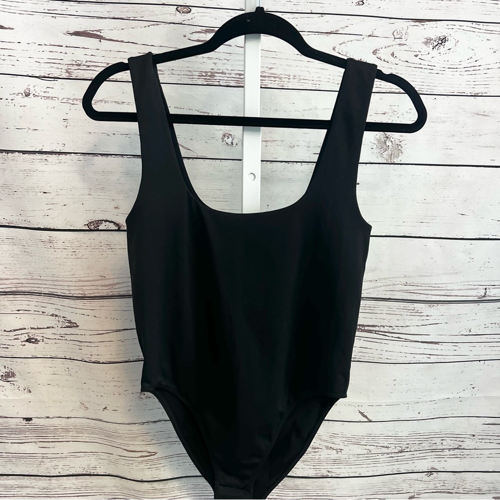 A New Day Black Scoop Neck Tank Bodysuit Medium